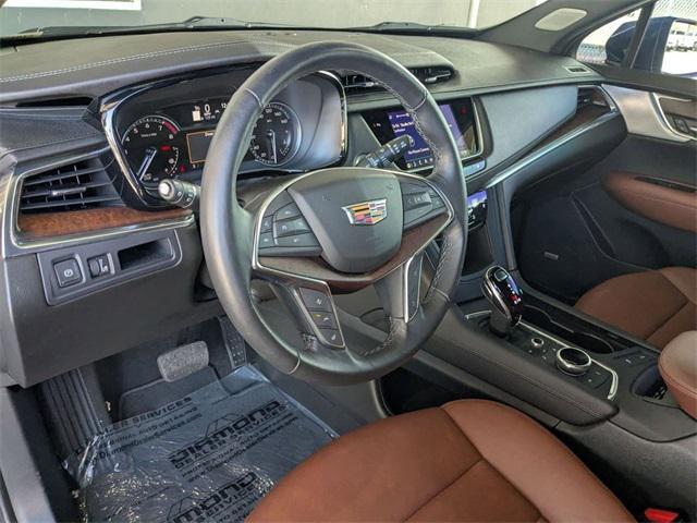 used 2024 Cadillac XT5 car, priced at $43,161