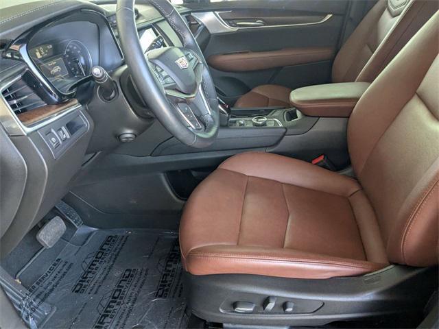 used 2024 Cadillac XT5 car, priced at $43,161
