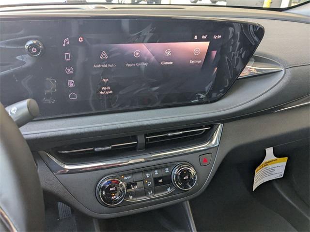 new 2025 Buick Envista car, priced at $25,740