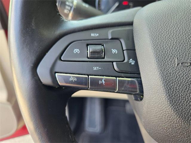 used 2023 Cadillac XT4 car, priced at $30,227