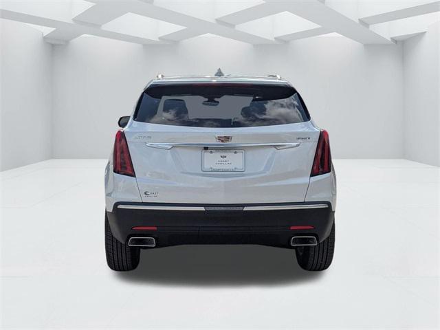 new 2025 Cadillac XT5 car, priced at $45,915