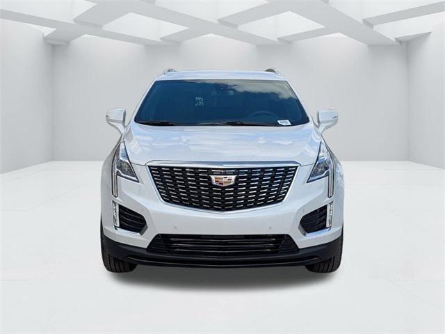 new 2025 Cadillac XT5 car, priced at $45,915