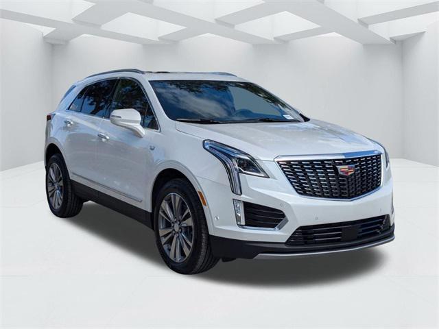 new 2025 Cadillac XT5 car, priced at $58,990