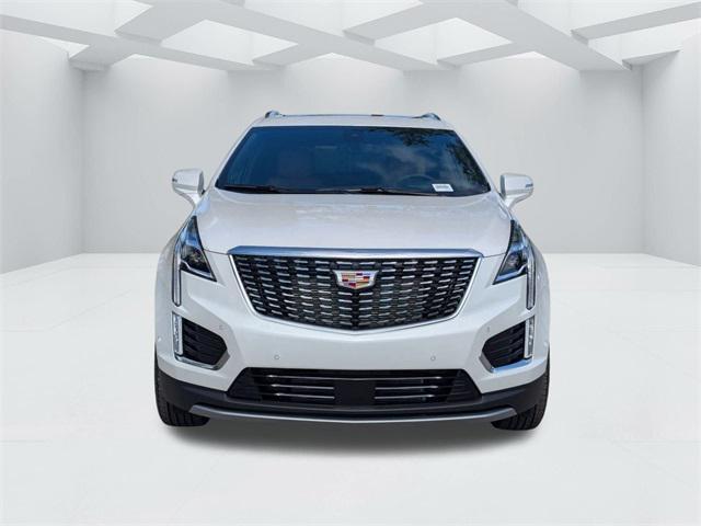 new 2025 Cadillac XT5 car, priced at $58,990