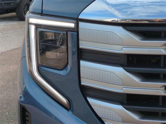 new 2024 GMC Sierra 1500 car, priced at $63,605