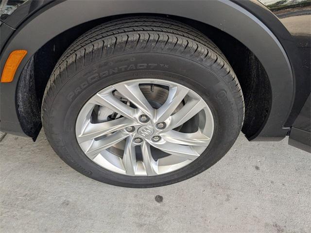 new 2025 Buick Envista car, priced at $25,740