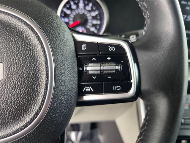 used 2022 Kia Carnival car, priced at $24,367