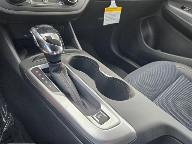 new 2025 Buick Envista car, priced at $25,240