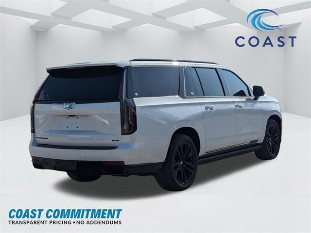 used 2022 Cadillac Escalade ESV car, priced at $73,999