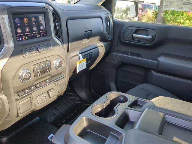 new 2024 GMC Sierra 1500 car, priced at $43,960