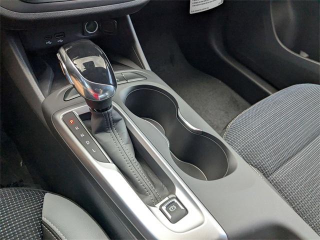 new 2025 Buick Envista car, priced at $26,305