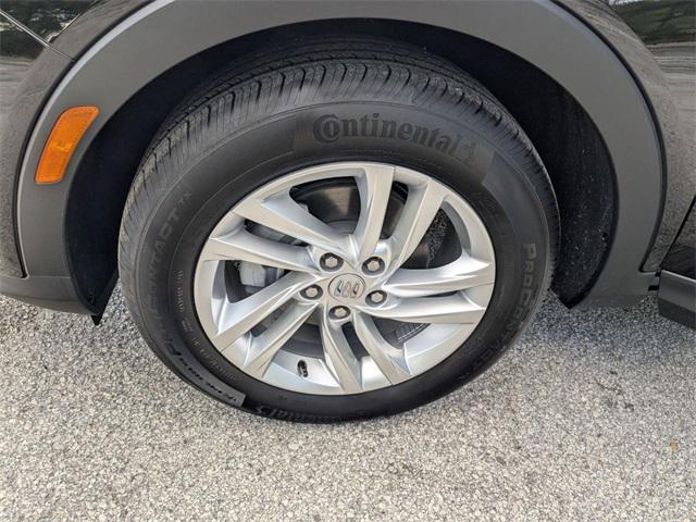 new 2025 Buick Envista car, priced at $26,305