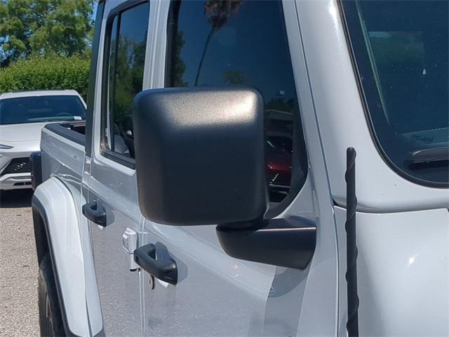 used 2021 Jeep Gladiator car, priced at $34,786