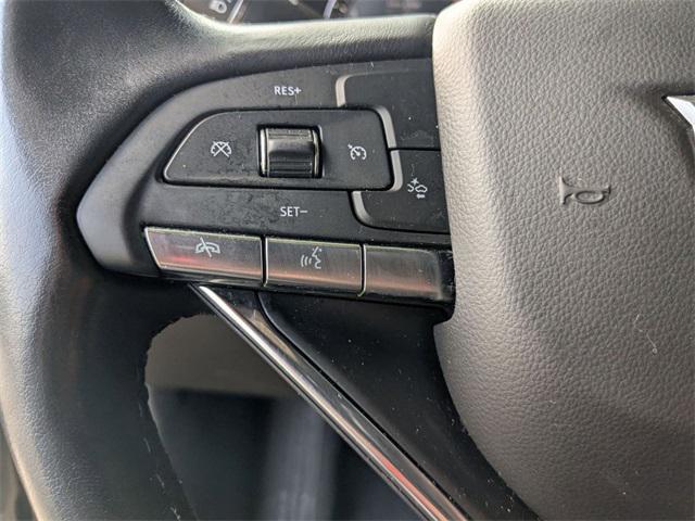 used 2023 Cadillac XT6 car
