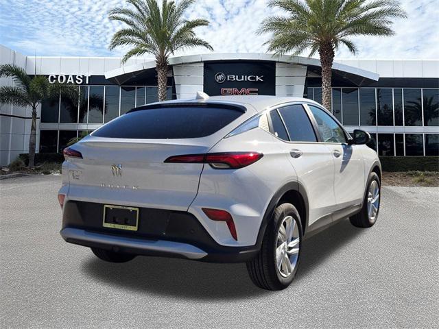 new 2025 Buick Envista car, priced at $22,933