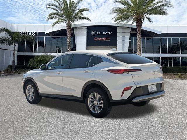 new 2025 Buick Envista car, priced at $25,284