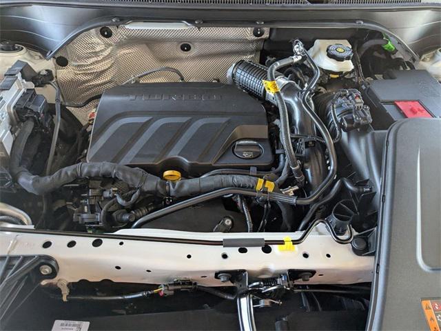 new 2025 Buick Envista car, priced at $25,284