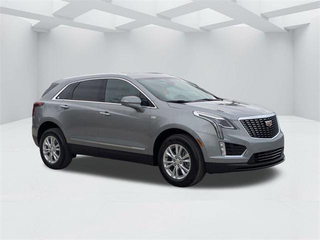 new 2025 Cadillac XT5 car, priced at $44,690