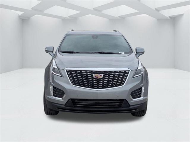 new 2025 Cadillac XT5 car, priced at $44,690