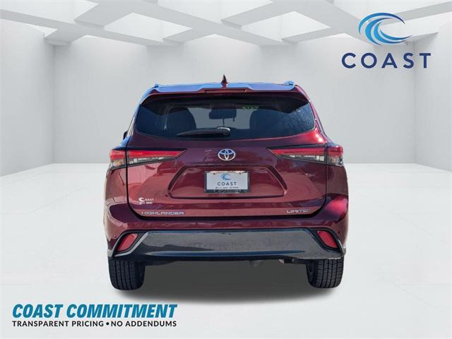 used 2020 Toyota Highlander car, priced at $30,758