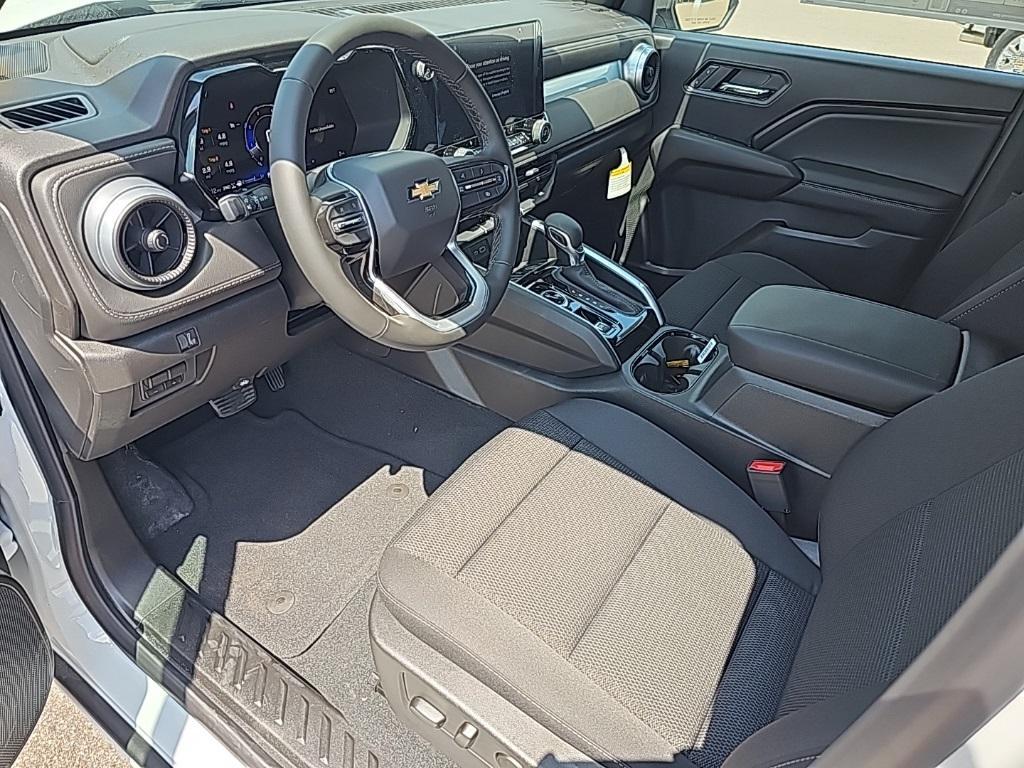 new 2025 Chevrolet Colorado car, priced at $38,390