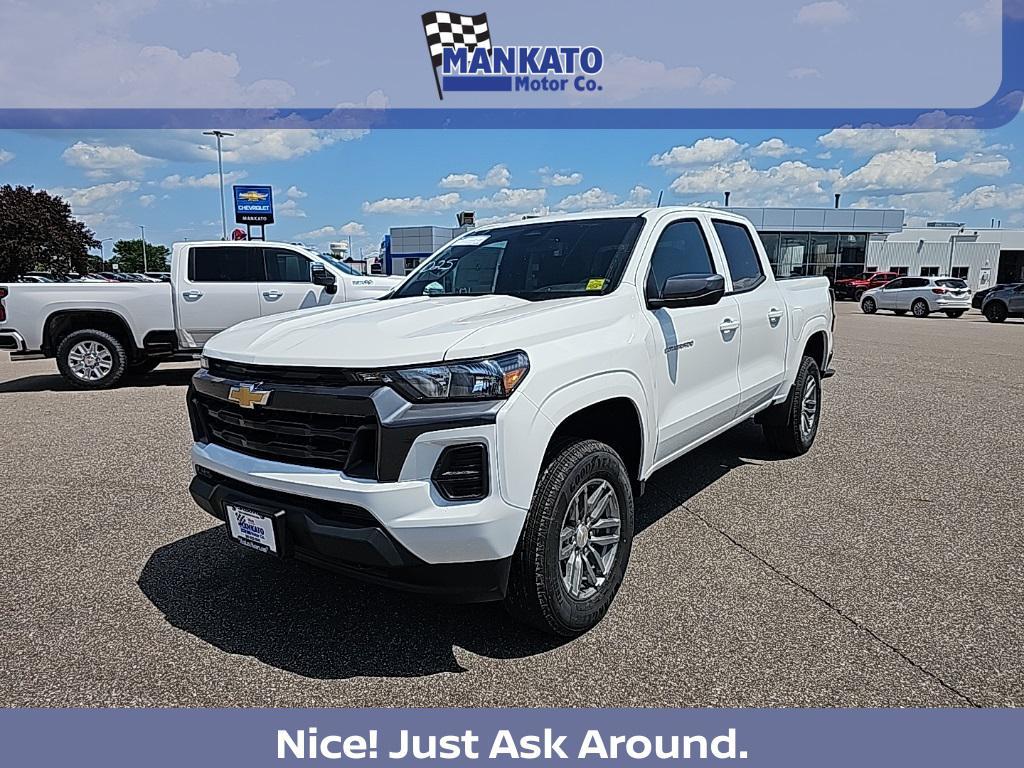 new 2025 Chevrolet Colorado car, priced at $38,390