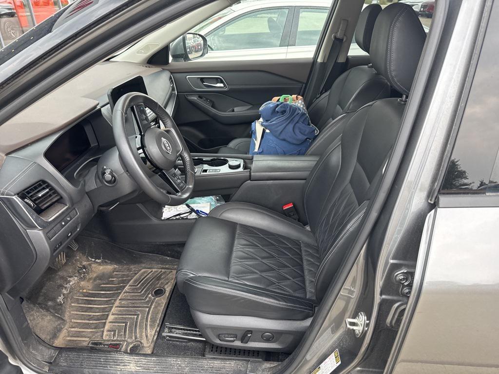 used 2022 Nissan Rogue car, priced at $27,967