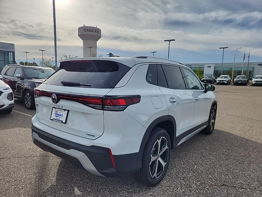 new 2025 Volkswagen Tiguan car, priced at $34,541