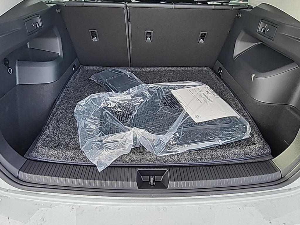 new 2025 Volkswagen Tiguan car, priced at $34,541