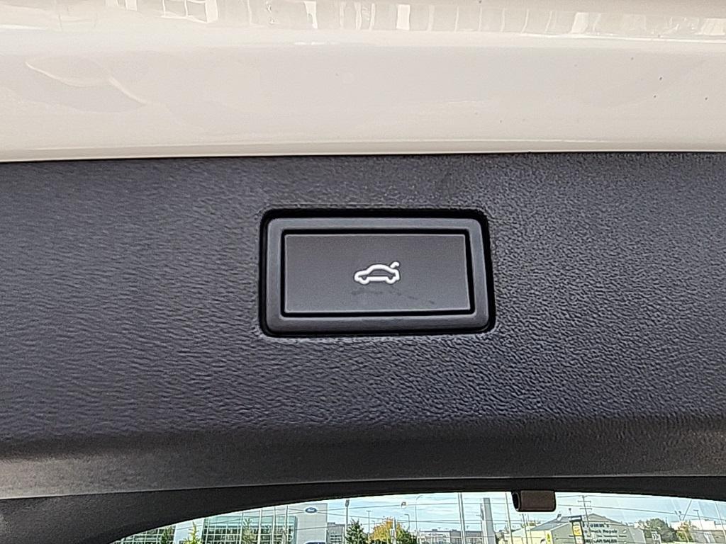 new 2025 Volkswagen Tiguan car, priced at $34,541