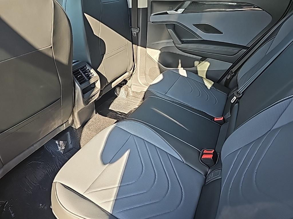 new 2025 Volkswagen Tiguan car, priced at $34,123