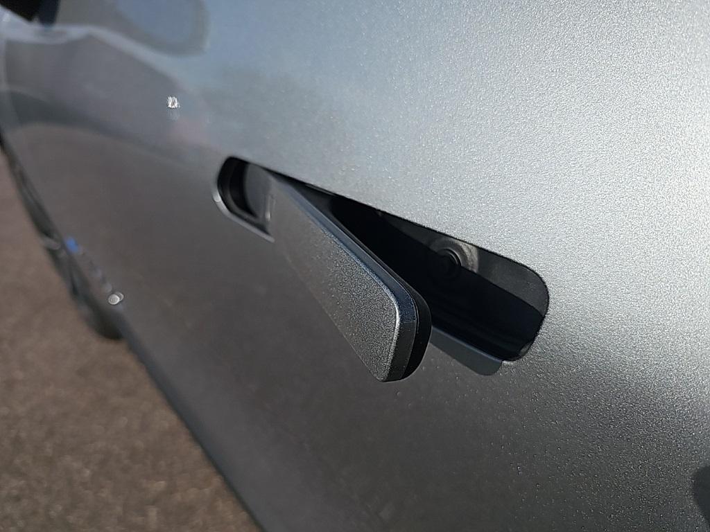 new 2026 Chevrolet Equinox EV car, priced at $33,495