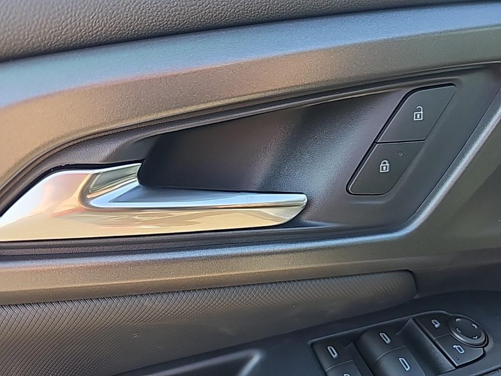 new 2026 Chevrolet Equinox EV car, priced at $33,495