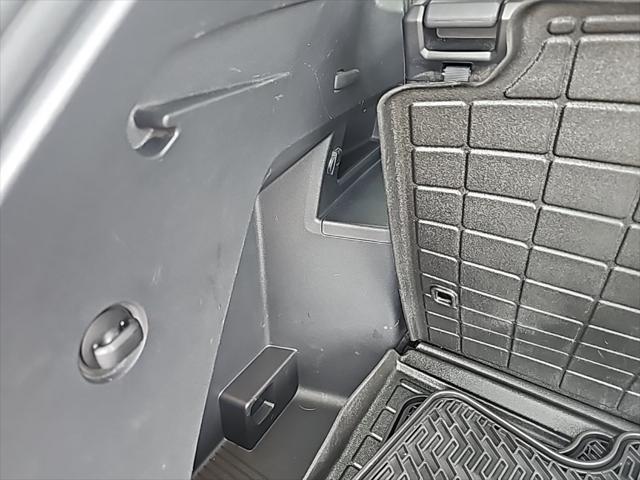 used 2021 Volkswagen Atlas car, priced at $20,499
