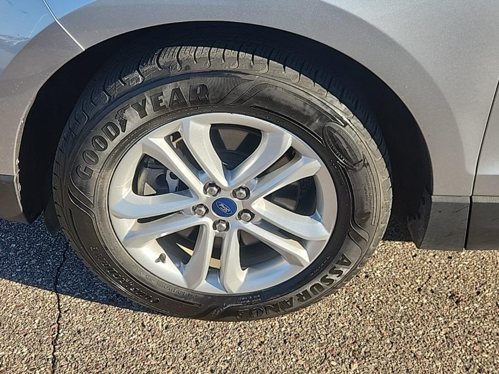 used 2020 Ford Edge car, priced at $13,132