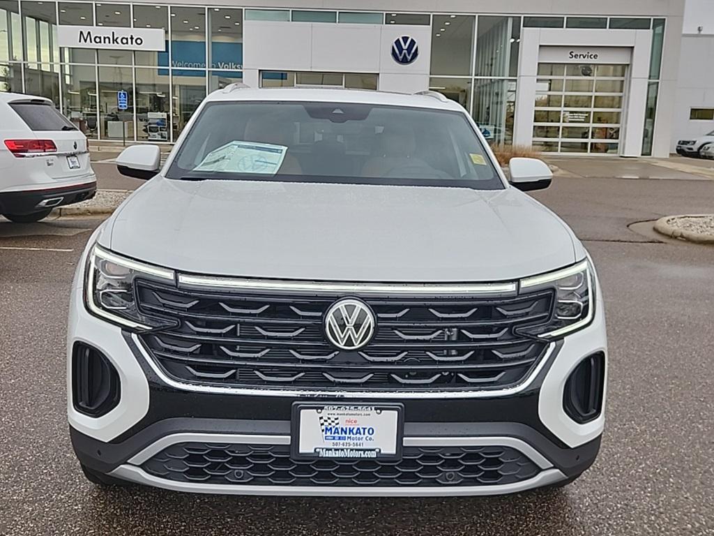 new 2026 Volkswagen Atlas Cross Sport car, priced at $49,876