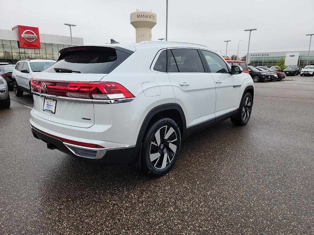 new 2026 Volkswagen Atlas Cross Sport car, priced at $49,876