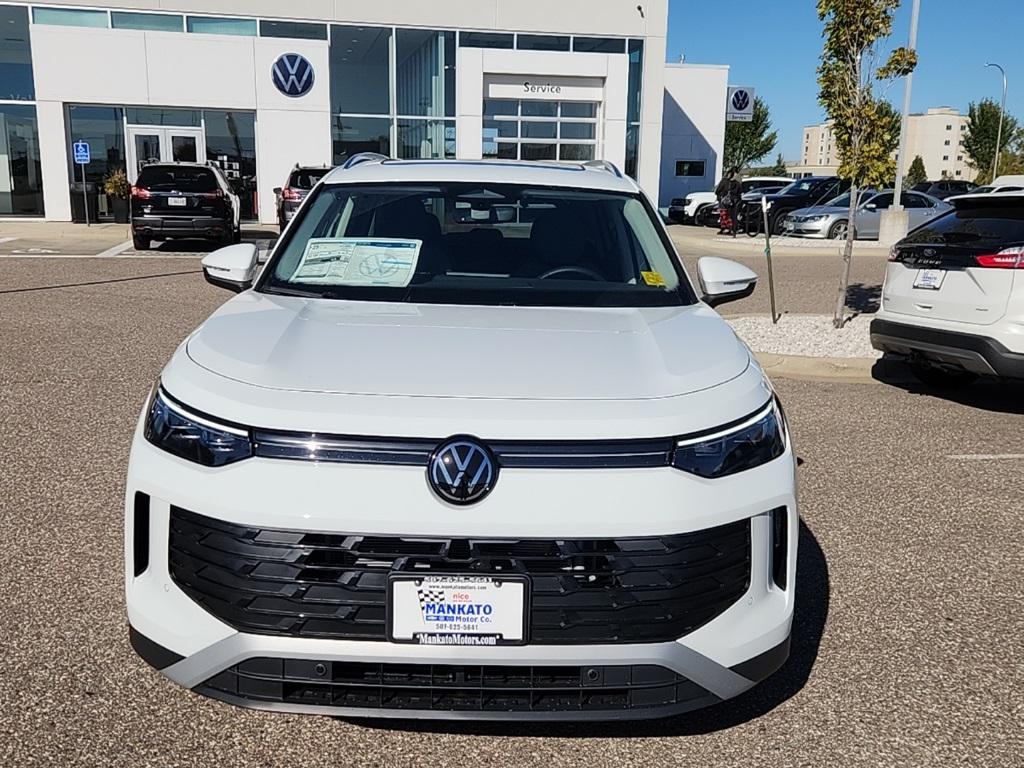 new 2025 Volkswagen Tiguan car, priced at $40,136