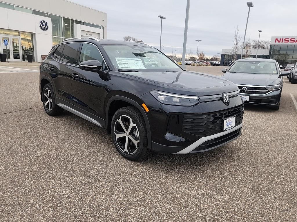 new 2025 Volkswagen Tiguan car, priced at $36,529