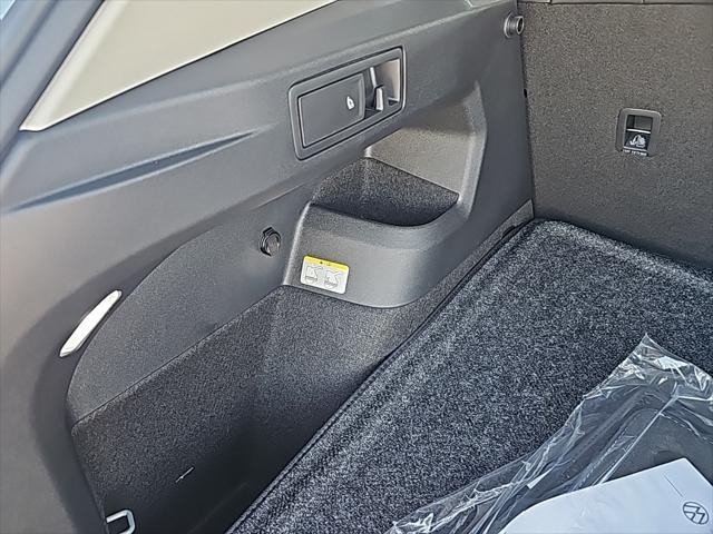 new 2025 Volkswagen Tiguan car, priced at $37,121