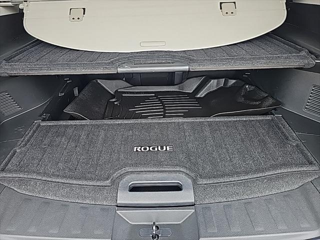 used 2018 Nissan Rogue car, priced at $18,349