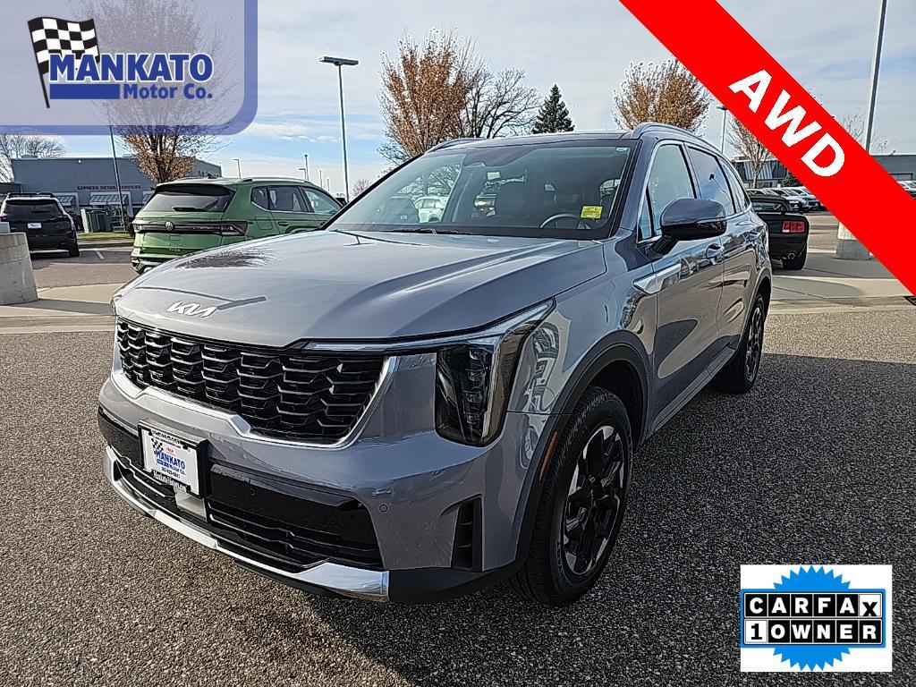 used 2024 Kia Sorento car, priced at $30,394