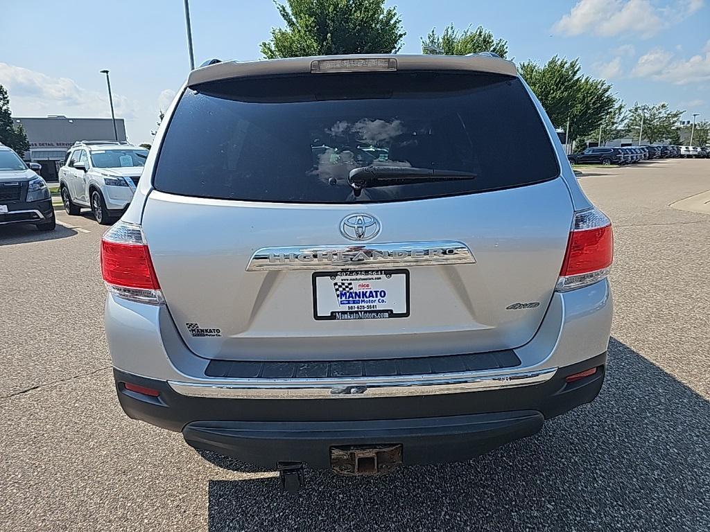 used 2012 Toyota Highlander car, priced at $13,960
