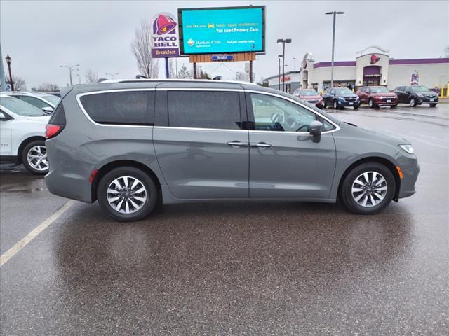 used 2021 Chrysler Pacifica car, priced at $20,989
