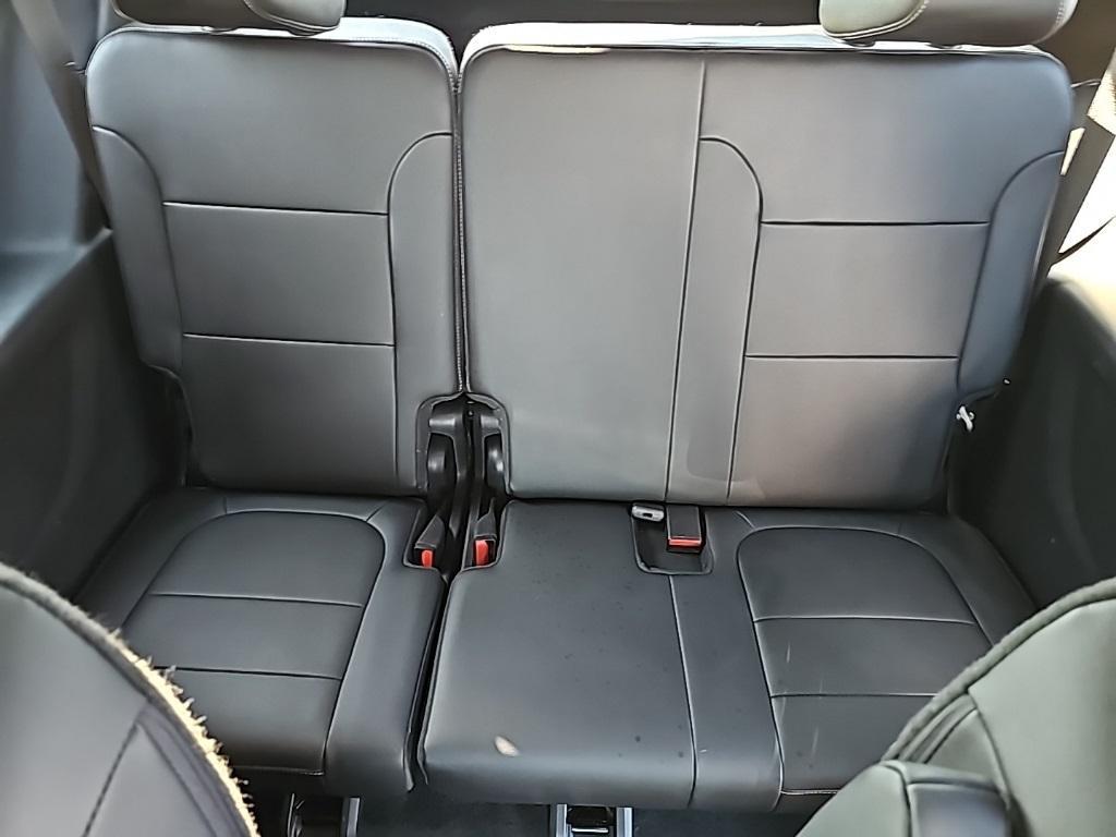 used 2023 Chevrolet Traverse car, priced at $38,989