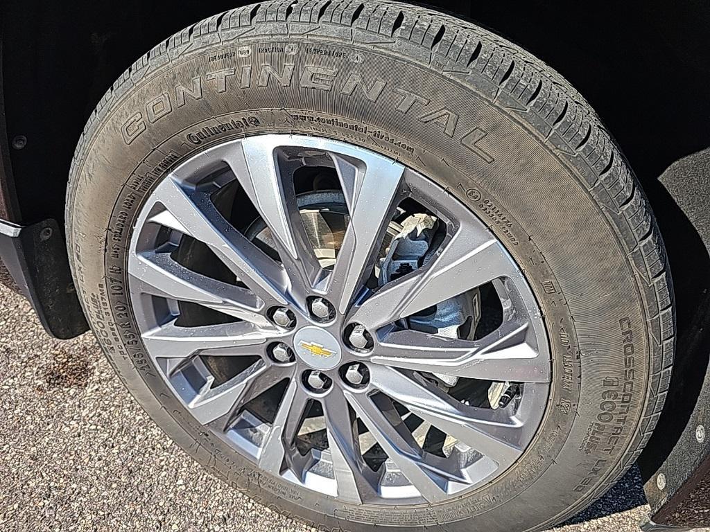 used 2023 Chevrolet Traverse car, priced at $38,989