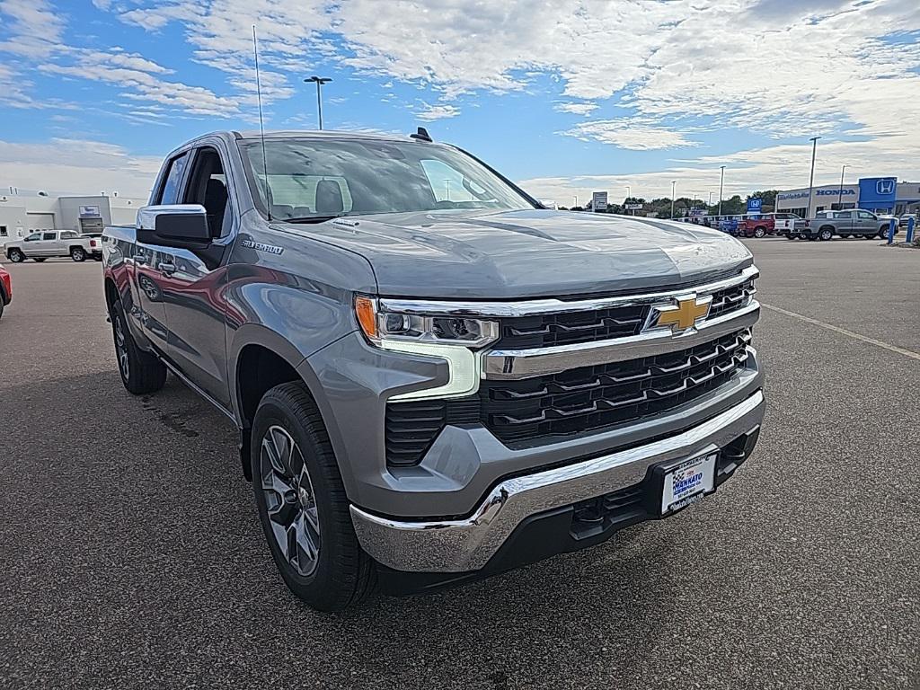 new 2026 Chevrolet Silverado 1500 car, priced at $44,395