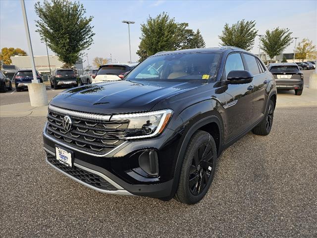 new 2024 Volkswagen Atlas Cross Sport car, priced at $43,872