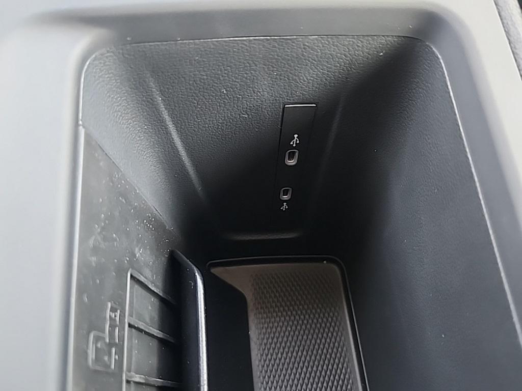 new 2026 Volkswagen Tiguan car, priced at $32,881