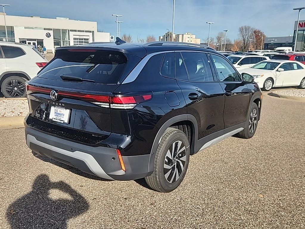 new 2026 Volkswagen Tiguan car, priced at $32,881